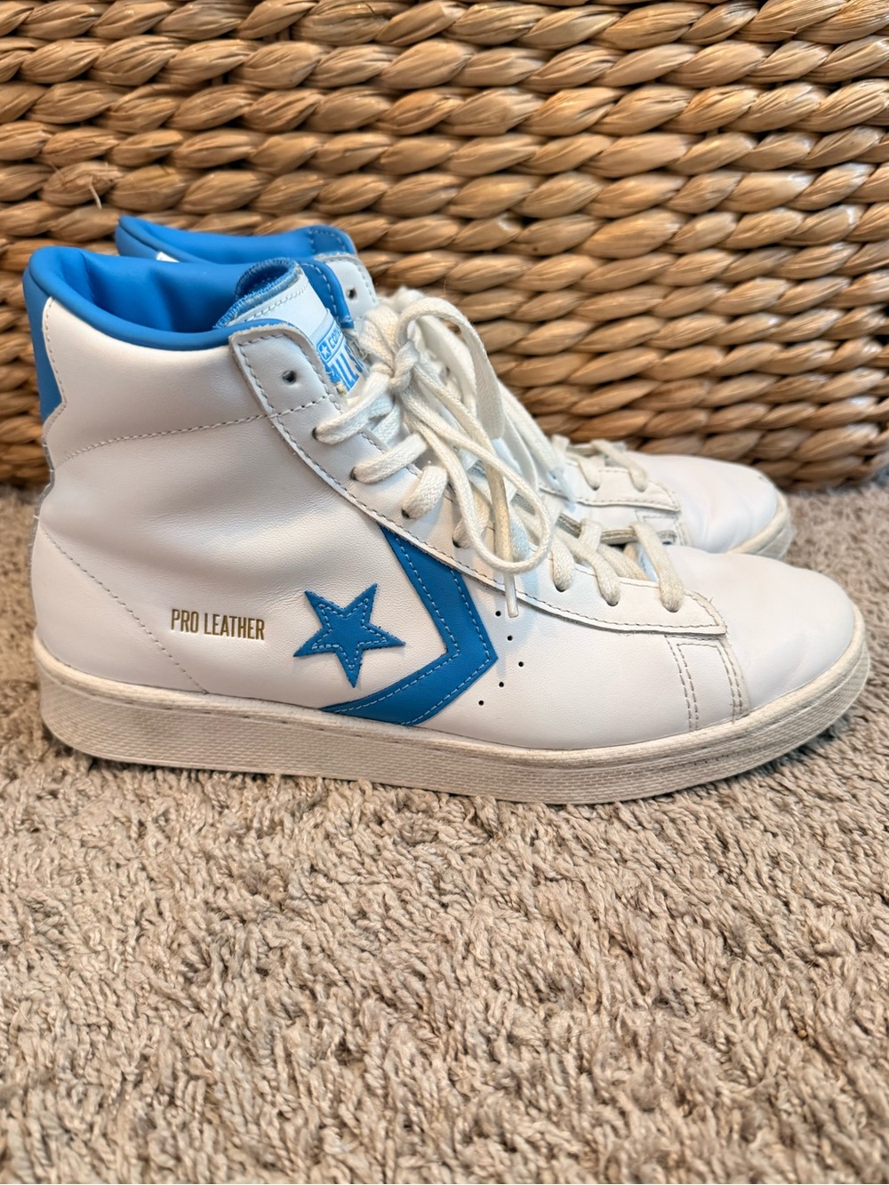 Converse Pro Leather high tops size 9 Men / 10.5 women’s
